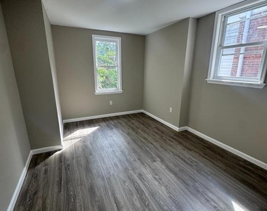 6018 Ross Street - Photo Thumbnail 7