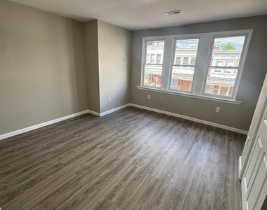 6018 Ross Street - Photo Thumbnail 5