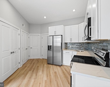 1733 N 2nd Street - Photo Thumbnail 4