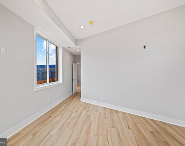 1733 N 2nd Street - Photo Thumbnail 10