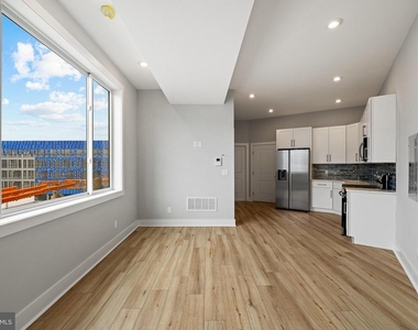 1733 N 2nd Street - Photo Thumbnail 3