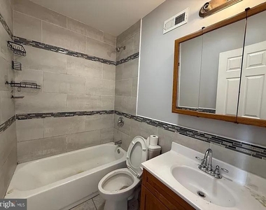 27 E Rittenhouse Street - Photo Thumbnail 5