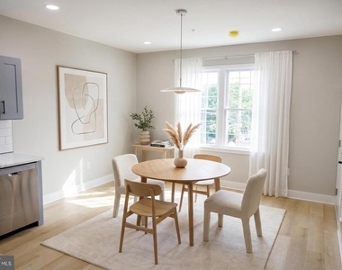 1201 Lindley Avenue - Photo Thumbnail 1