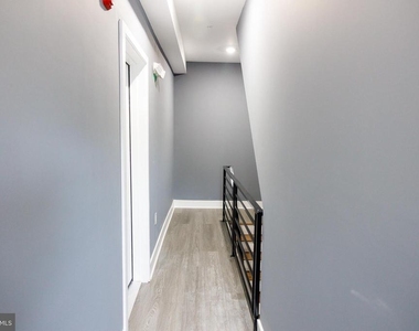 1201 Lindley Avenue - Photo Thumbnail 8