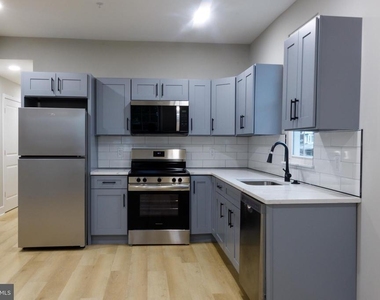 1201 Lindley Avenue - Photo Thumbnail 7