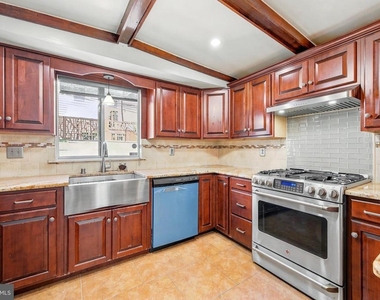 1640 S 13th Street - Photo Thumbnail 4