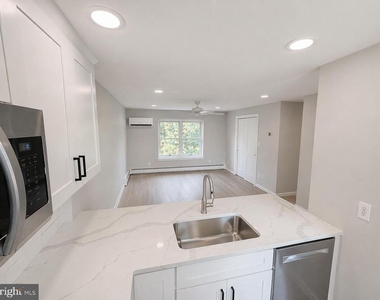 359 Whites Road - Photo Thumbnail 4
