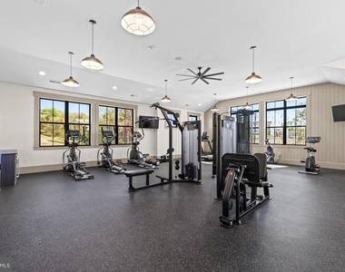 3000 Larkwood Circle - Photo Thumbnail 5