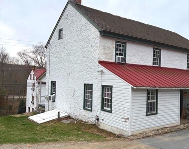 3380 Coventryville Road - Photo Thumbnail 2