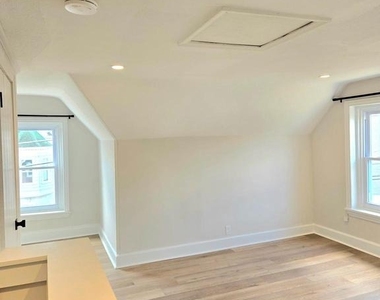 119 Chestnut Street - Photo Thumbnail 14