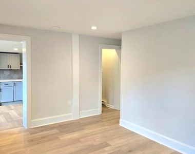 119 Chestnut Street - Photo Thumbnail 5
