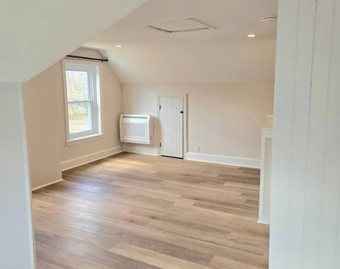 119 Chestnut Street - Photo Thumbnail 15