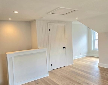 119 Chestnut Street - Photo Thumbnail 16