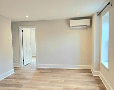 119 Chestnut Street - Photo Thumbnail 4