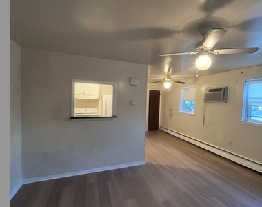 850 Station Avenue - Photo Thumbnail 4