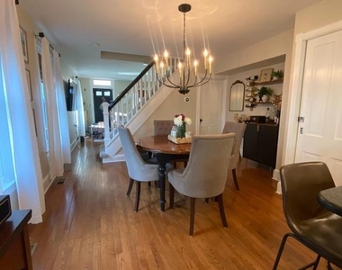 130 E Marshall Avenue - Photo Thumbnail 10