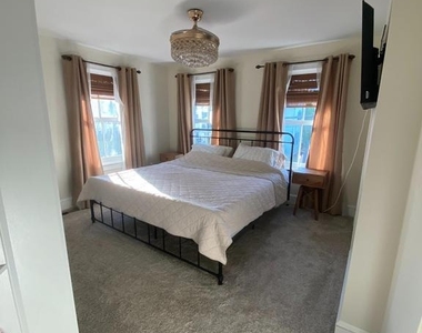 130 E Marshall Avenue - Photo Thumbnail 14
