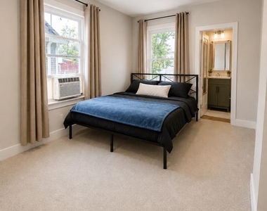 909 Corbett Street - Photo Thumbnail 21