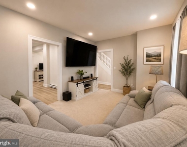 909 Corbett Street - Photo Thumbnail 14