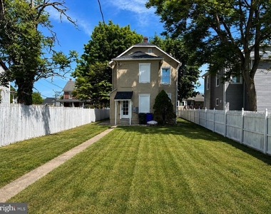909 Corbett Street - Photo Thumbnail 35