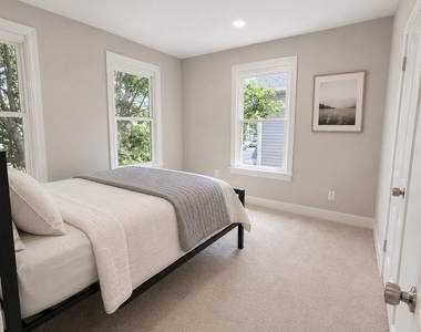 909 Corbett Street - Photo Thumbnail 31
