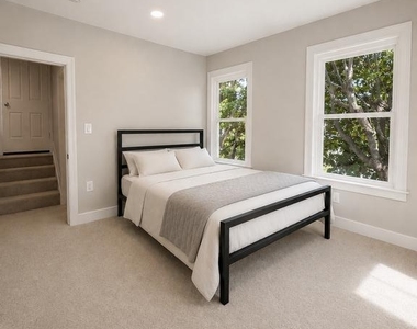 909 Corbett Street - Photo Thumbnail 29