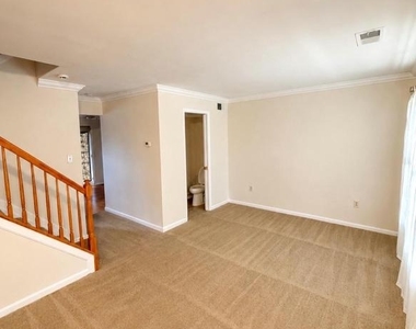 11240 Kettering Place - Photo Thumbnail 10