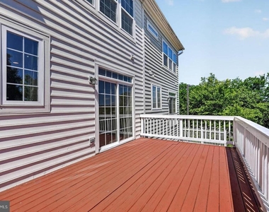 23312 Brewers Tavern Way - Photo Thumbnail 11