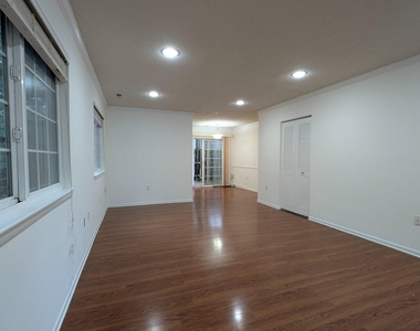 11481 Stoney Point Place - Photo Thumbnail 2