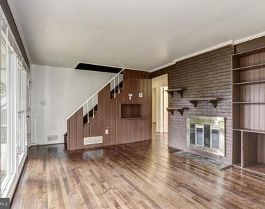 517 Calvin Lane - Photo Thumbnail 4