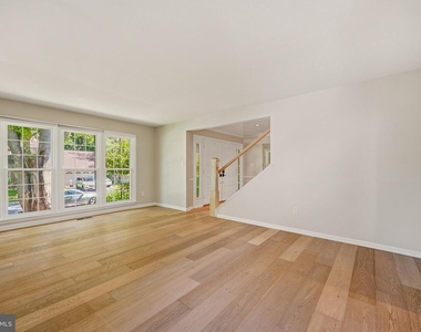 14405 Rich Branch Drive - Photo Thumbnail 7