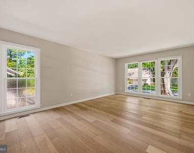 14405 Rich Branch Drive - Photo Thumbnail 8