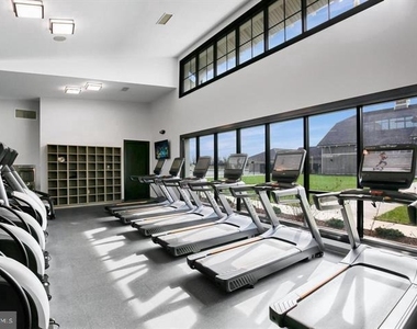 9011 Amelung Street - Photo Thumbnail 21
