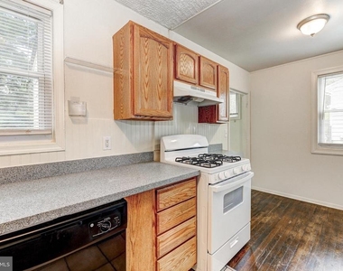 103 Wilgate Road - Photo Thumbnail 6