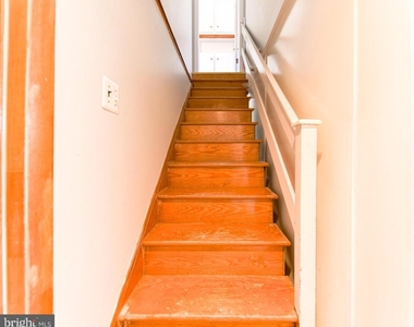 1130 Linden Avenue - Photo Thumbnail 17