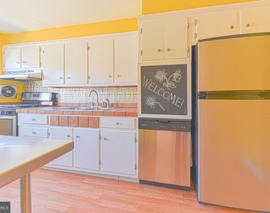 1130 Linden Avenue - Photo Thumbnail 6