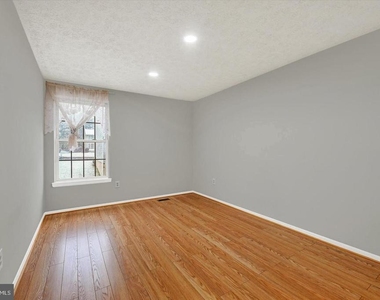 9 Rachel Court - Photo Thumbnail 12