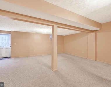 9 Rachel Court - Photo Thumbnail 14