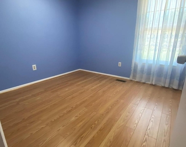 9 Rachel Court - Photo Thumbnail 13