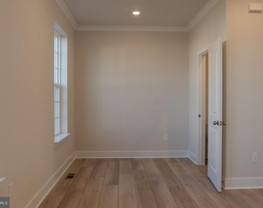 7606 River Reach Rd - Photo Thumbnail 19