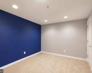 638 Villager Circle - Photo Thumbnail 10