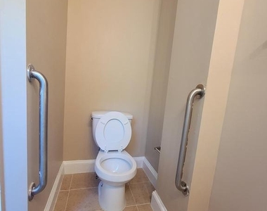 6612 Birchwood Avenue - Photo Thumbnail 10