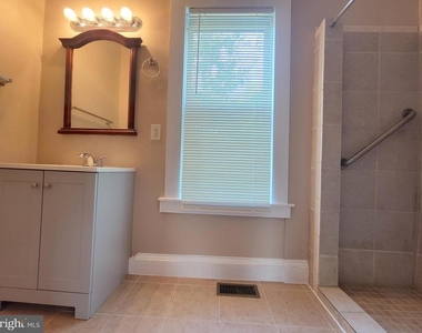 6612 Birchwood Avenue - Photo Thumbnail 8
