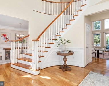 1576 Bay Head Road - Photo Thumbnail 8