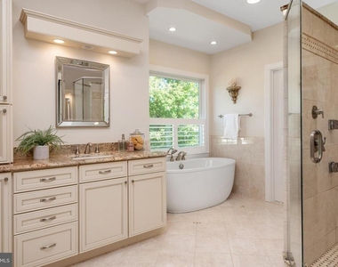 1576 Bay Head Road - Photo Thumbnail 26