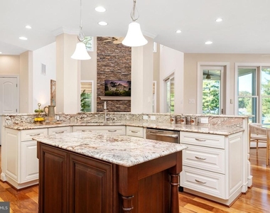 1576 Bay Head Road - Photo Thumbnail 15