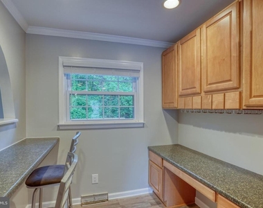 124 Hilldale Court - Photo Thumbnail 23