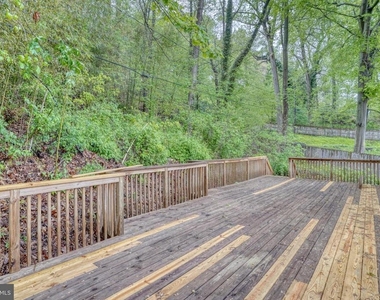 124 Hilldale Court - Photo Thumbnail 10