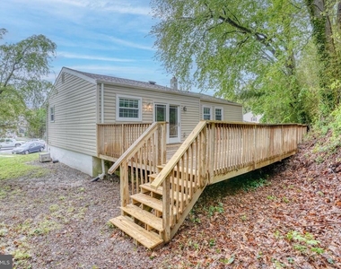 124 Hilldale Court - Photo Thumbnail 7