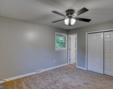 124 Hilldale Court - Photo Thumbnail 34